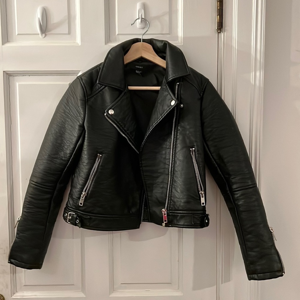 Forever21 Biker Jacket Faux Leather Black